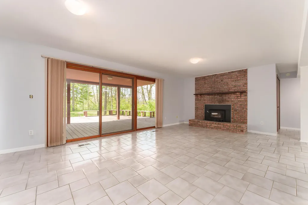 3101 S Hilltop Drive Ann Arbor City MI 48103