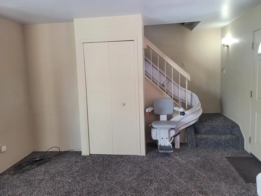 41276 N Woodbury Green Drive Van Buren Charter Township MI 48111