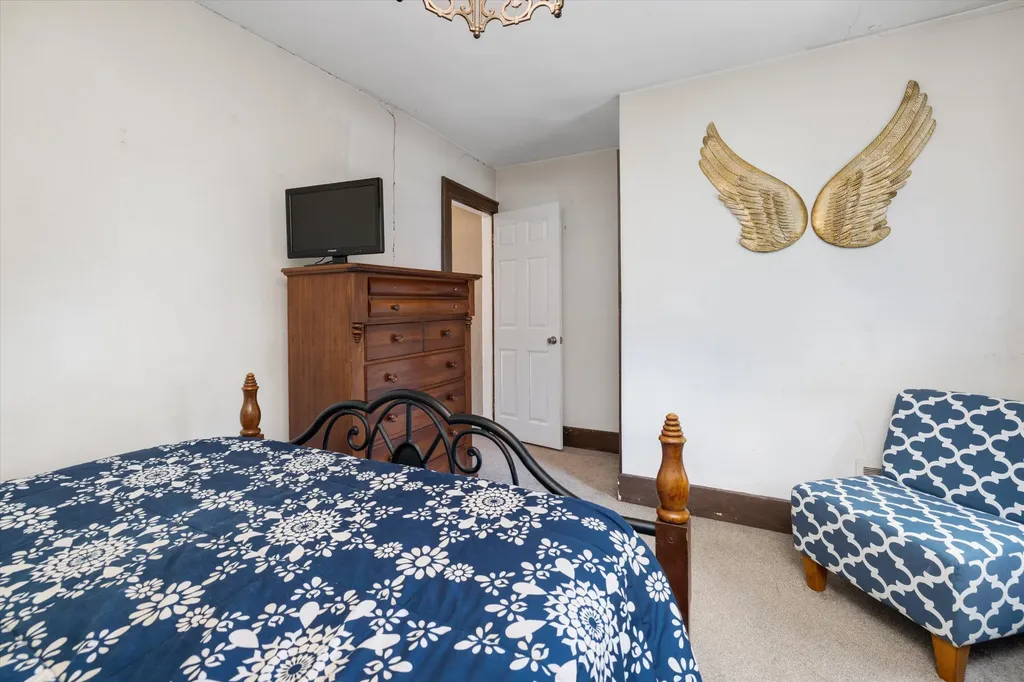 1023 Longfellow Avenue Royal Oak City MI 48067