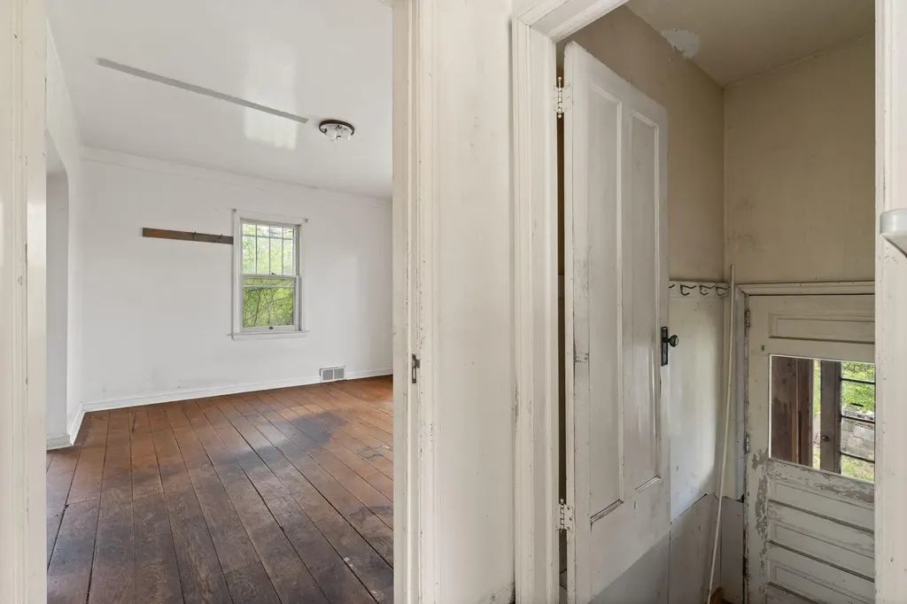 2203 Hickman Road Superior Charter Township MI 48198
