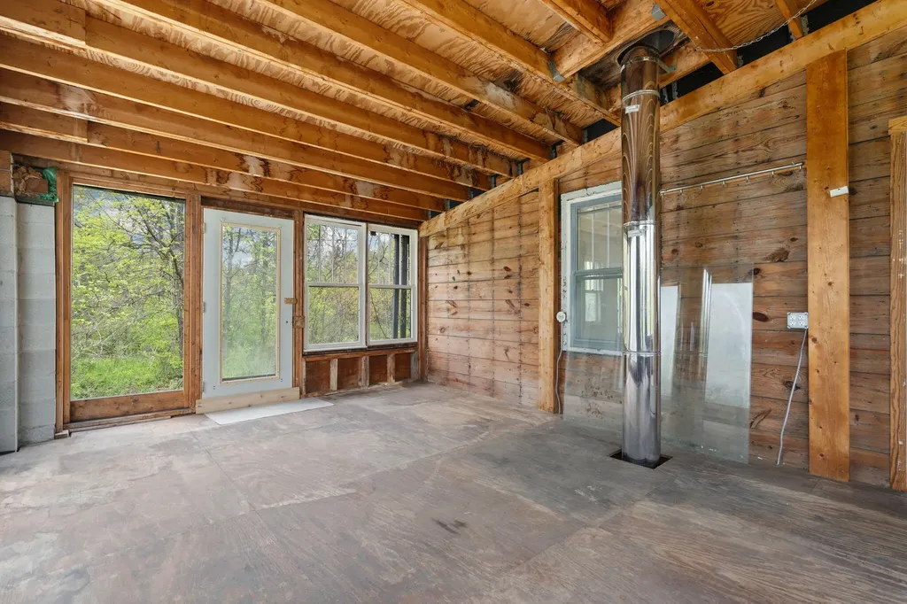 2203 Hickman Road Superior Charter Township MI 48198