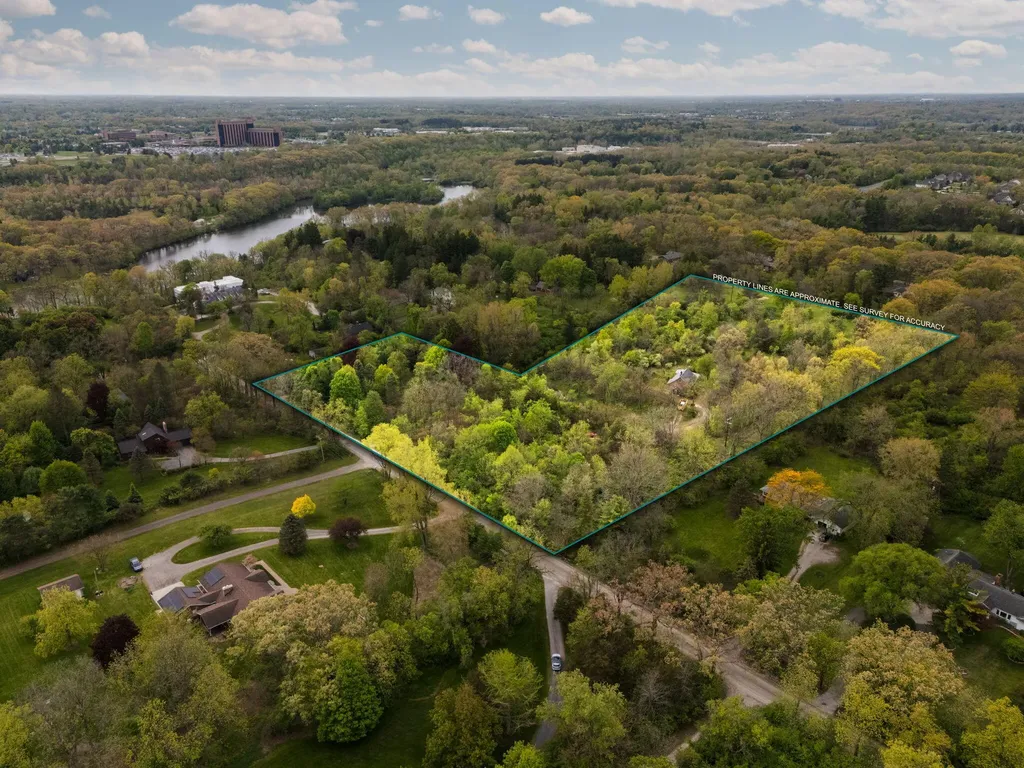 2203 Hickman Road Superior Charter Township MI 48198