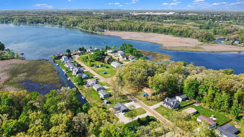 291 Audell Drive Columbia Township MI 49230