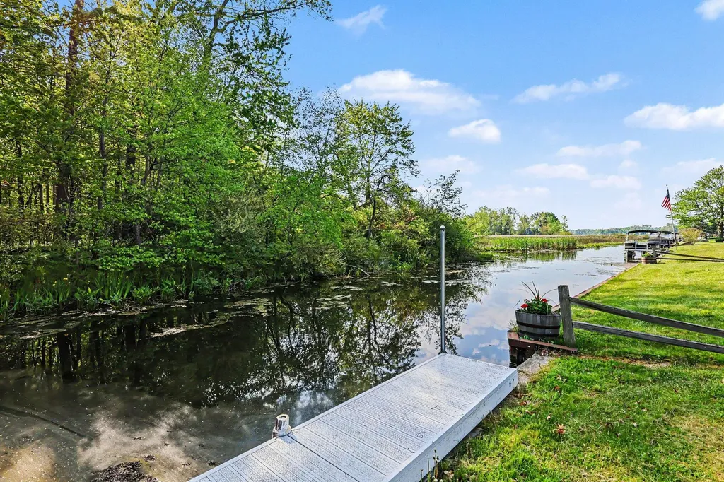 291 Audell Drive Columbia Township MI 49230