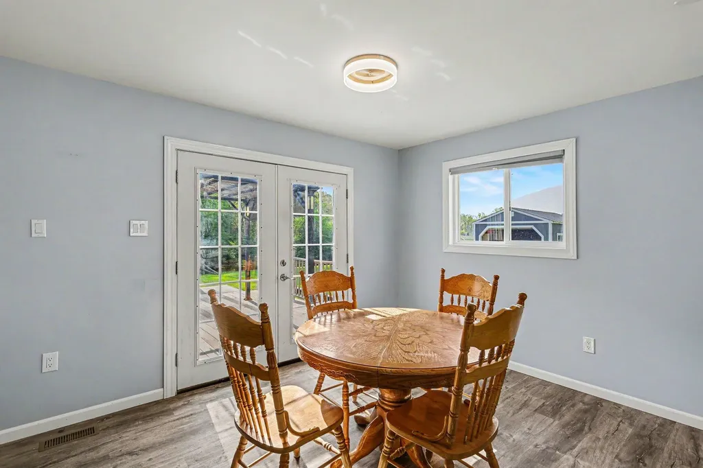 291 Audell Drive Columbia Township MI 49230