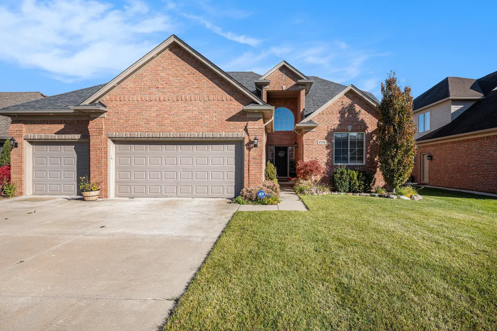 47376 Hidden Meadows Drive Unknown City MI 48044
