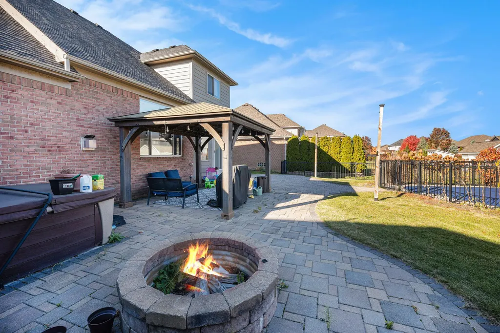 47376 Hidden Meadows Drive Unknown City MI 48044