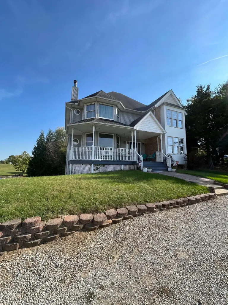 10149 Emerald Drive Cambridge Township MI 49230