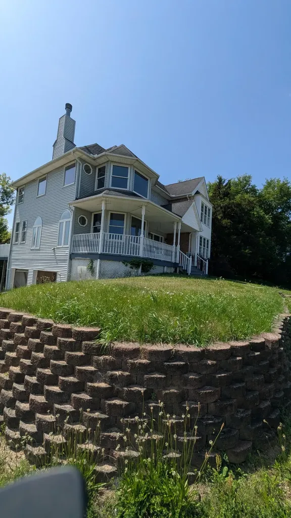 10149 Emerald Drive Cambridge Township MI 49230