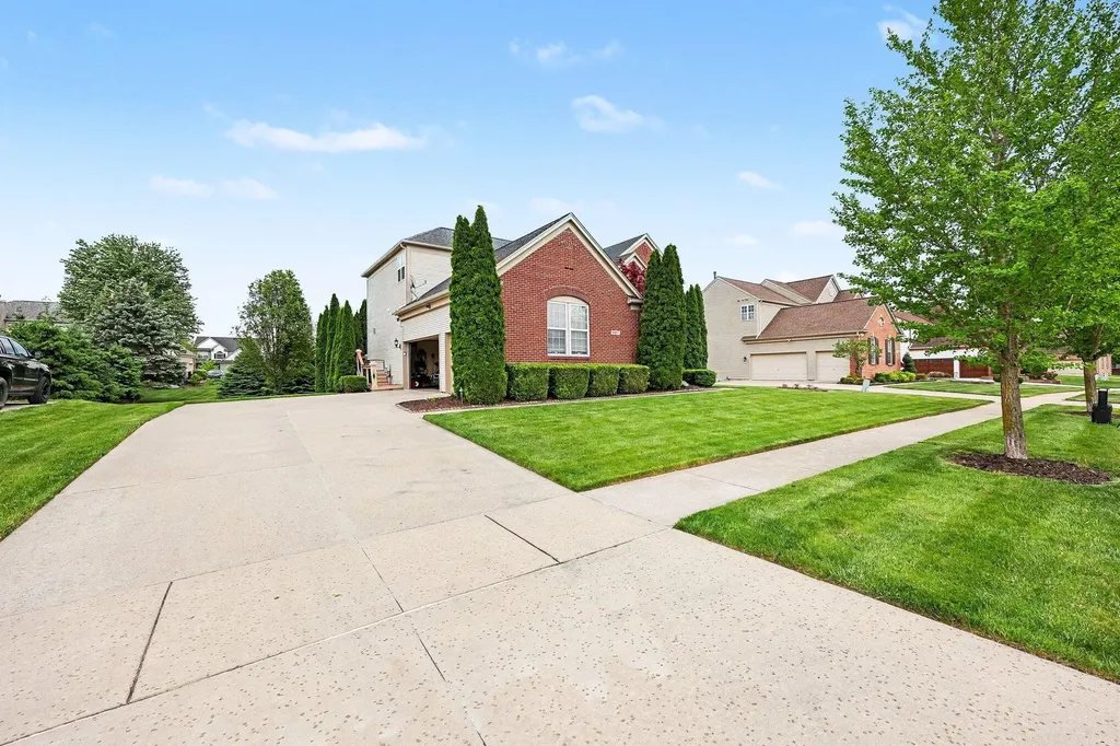 6871 Lakeway Street Ypsilanti Charter Township MI 48197