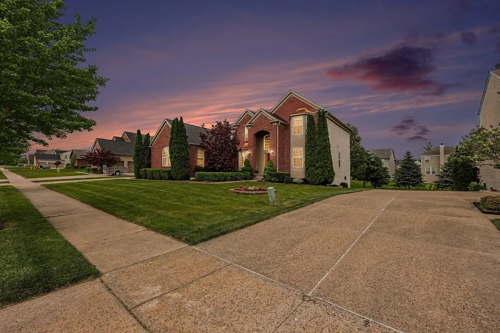 6871 Lakeway Street Ypsilanti Charter Township MI 48197