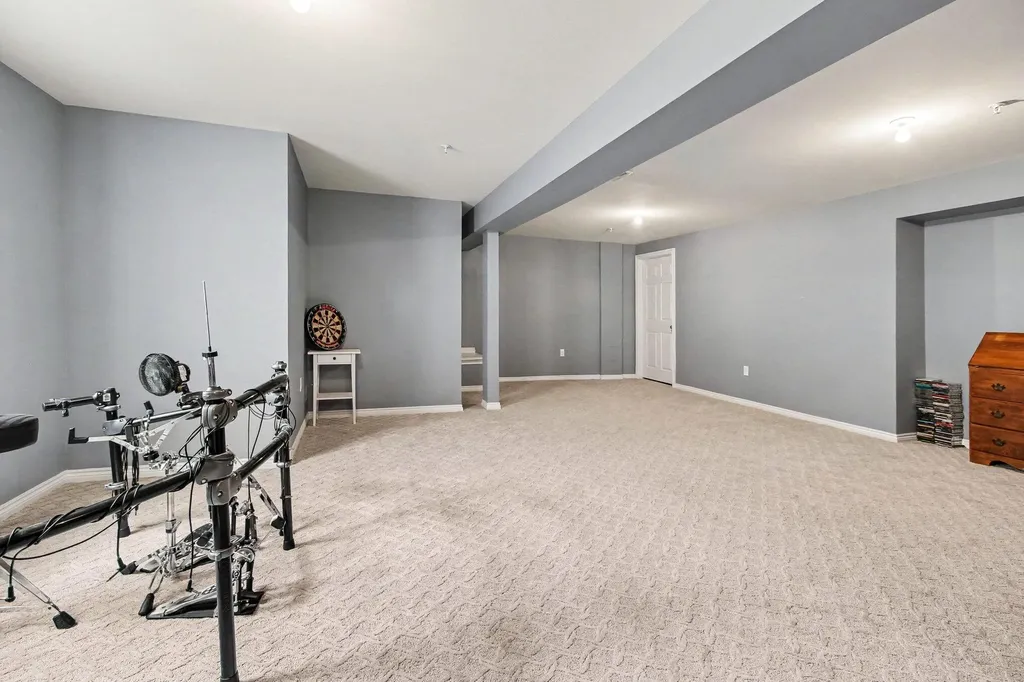 45714 S Stonewood Road Canton Charter Township MI 48187