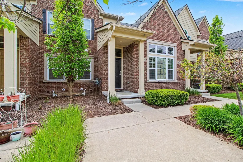 45714 S Stonewood Road Canton Charter Township MI 48187