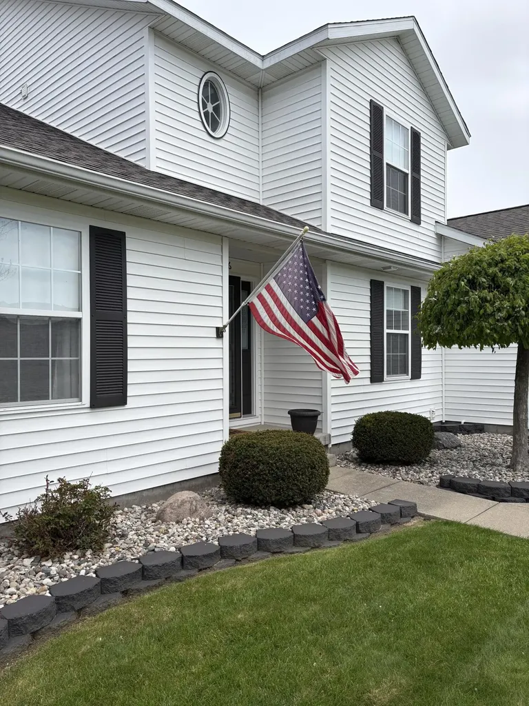 8876 Swancrest Drive Thomas Township MI 48609