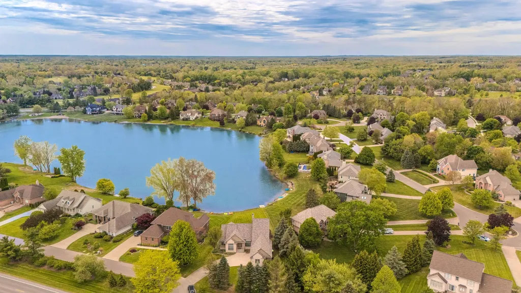 4324 Lohr Road Pittsfield Charter Township MI 48108