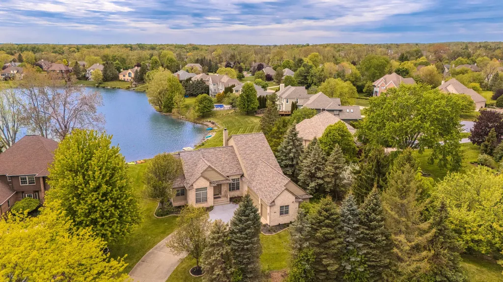 4324 Lohr Road Pittsfield Charter Township MI 48108