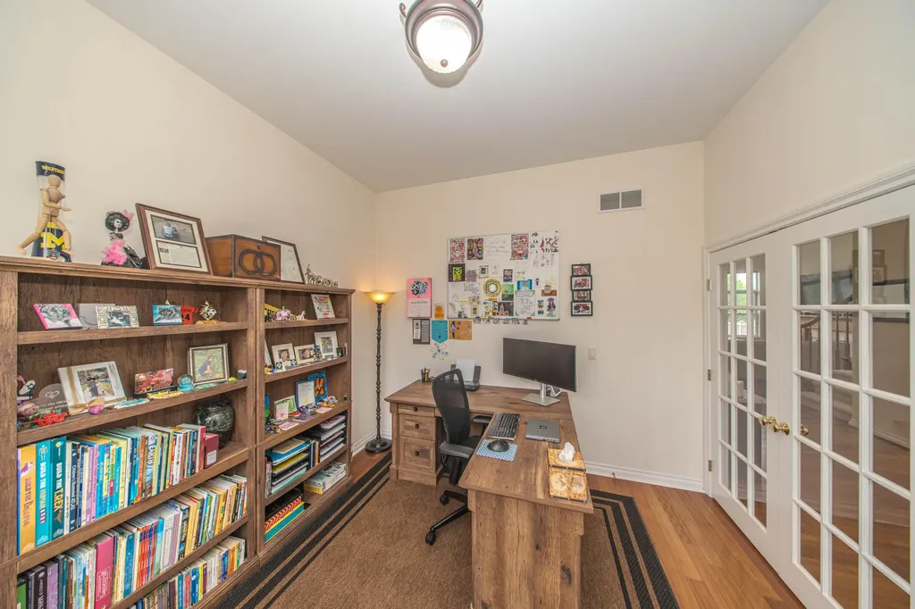 4324 Lohr Road Pittsfield Charter Township MI 48108