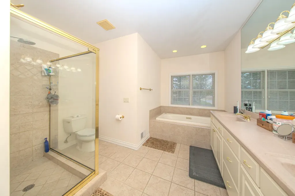 4324 Lohr Road Pittsfield Charter Township MI 48108