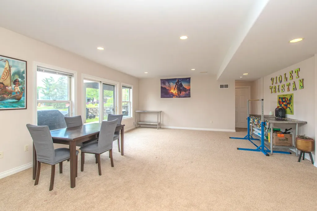 4324 Lohr Road Pittsfield Charter Township MI 48108