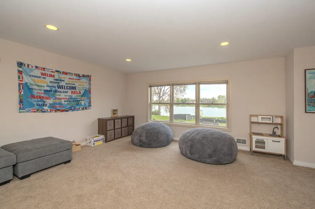 4324 Lohr Road Pittsfield Charter Township MI 48108