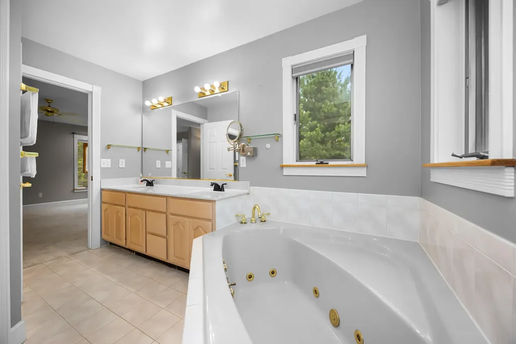 6140 Saline Ann Arbor Road Lodi Township MI 48176