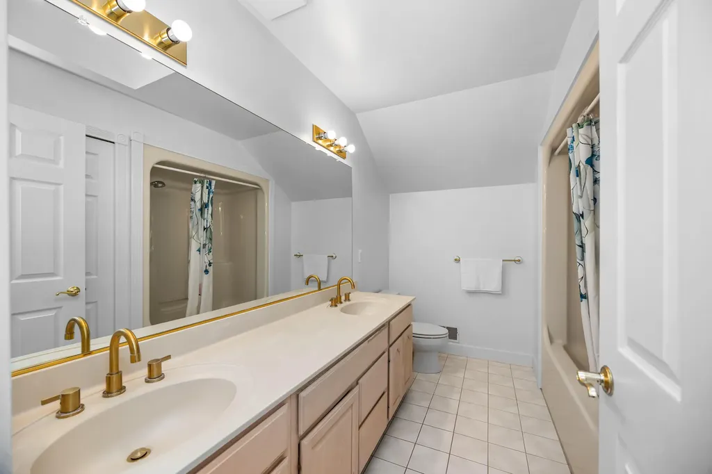 6140 Saline Ann Arbor Road Lodi Township MI 48176