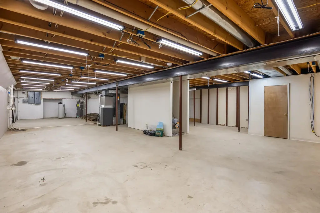 6140 Saline Ann Arbor Road Lodi Township MI 48176