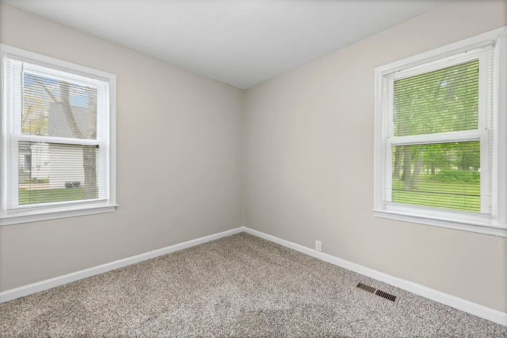 20480 Mada Avenue Southfield City MI 48075