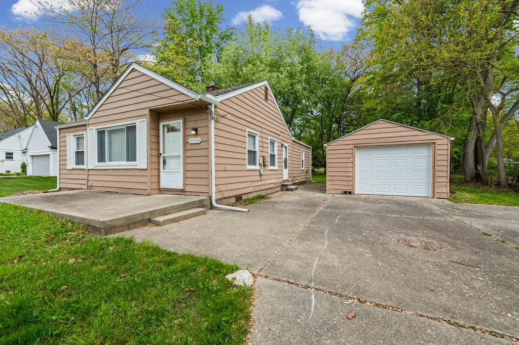 20480 Mada Avenue Southfield City MI 48075
