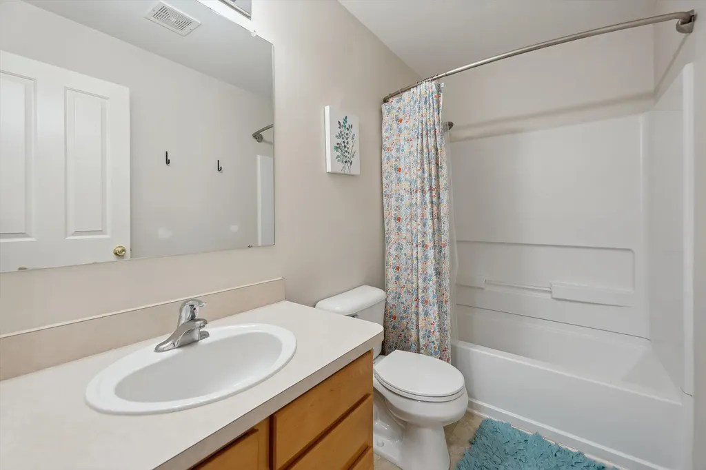 47628 Ormskirk Drive Canton Charter Township MI 48188