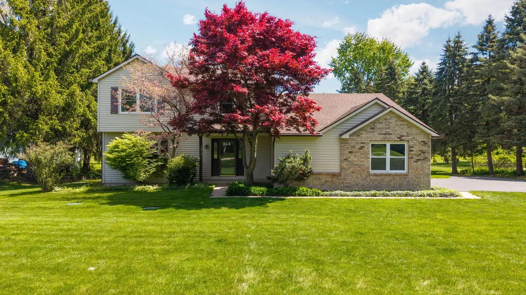 5819 Shagbark Drive Pittsfield Charter Township MI 48108