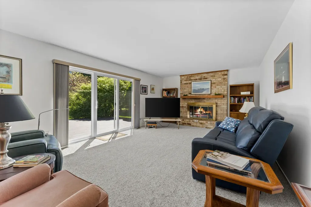 5819 Shagbark Drive Pittsfield Charter Township MI 48108