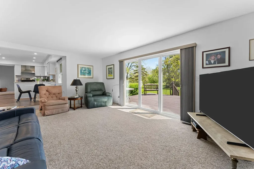 5819 Shagbark Drive Pittsfield Charter Township MI 48108