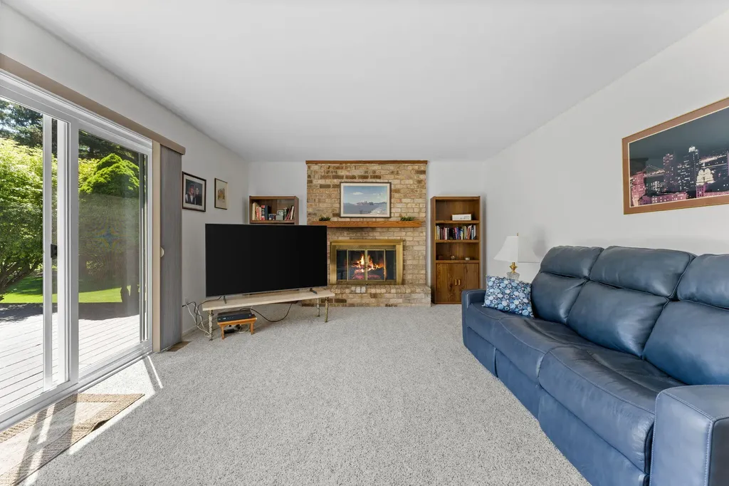 5819 Shagbark Drive Pittsfield Charter Township MI 48108