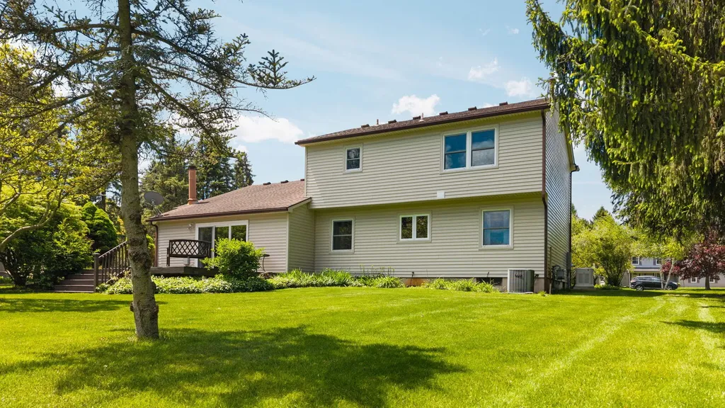 5819 Shagbark Drive Pittsfield Charter Township MI 48108