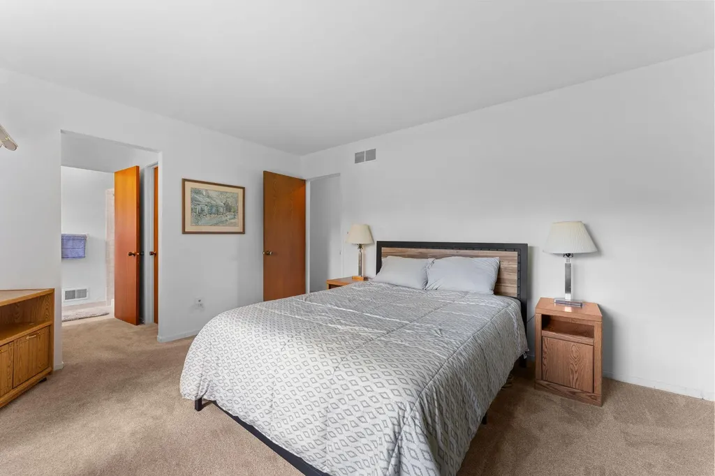5819 Shagbark Drive Pittsfield Charter Township MI 48108