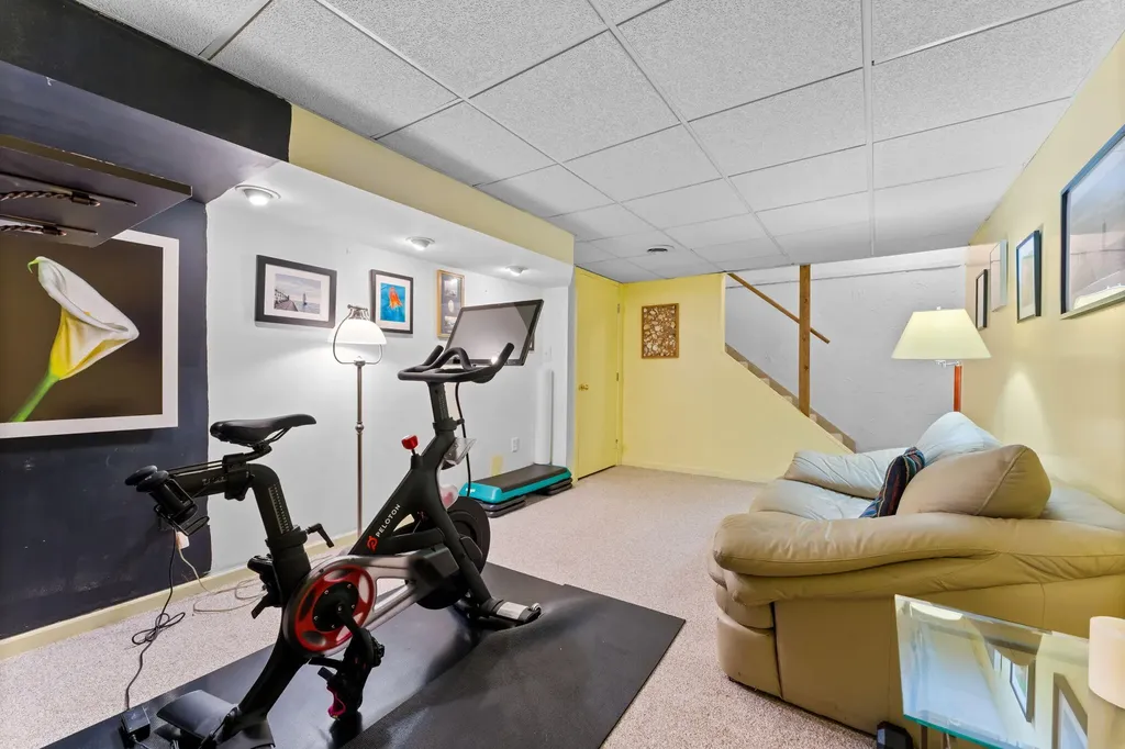 5819 Shagbark Drive Pittsfield Charter Township MI 48108