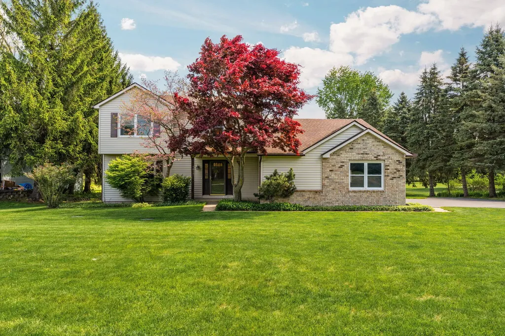 5819 Shagbark Drive Pittsfield Charter Township MI 48108