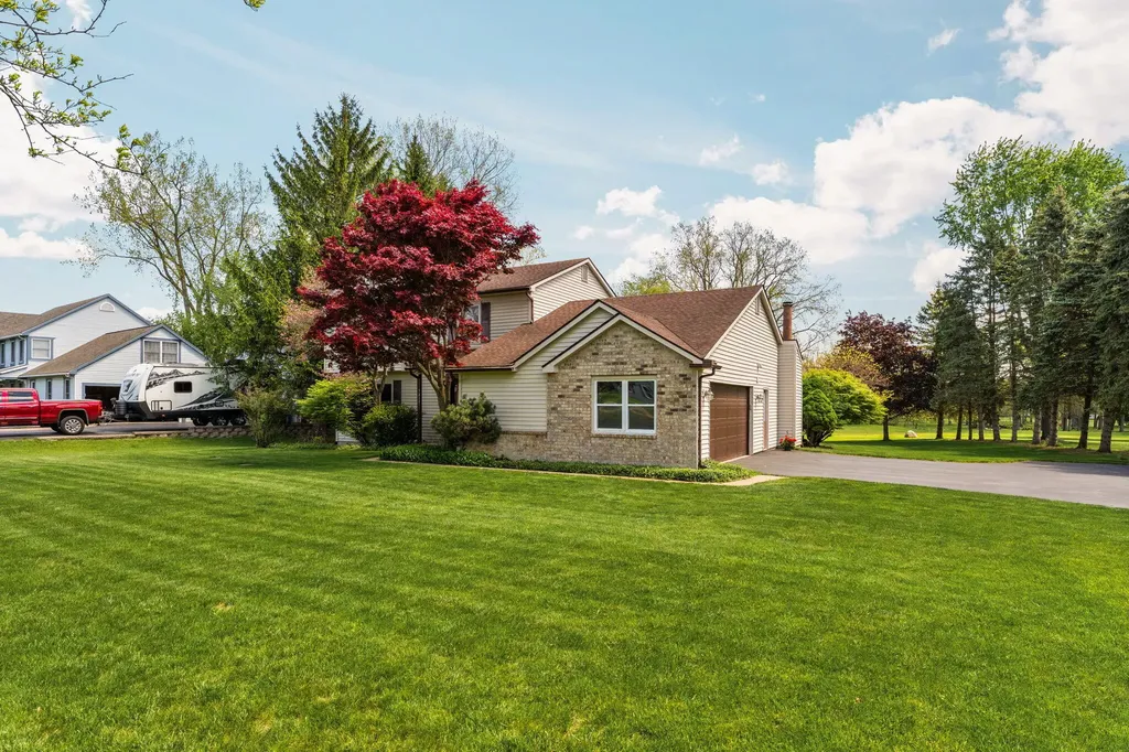 5819 Shagbark Drive Pittsfield Charter Township MI 48108