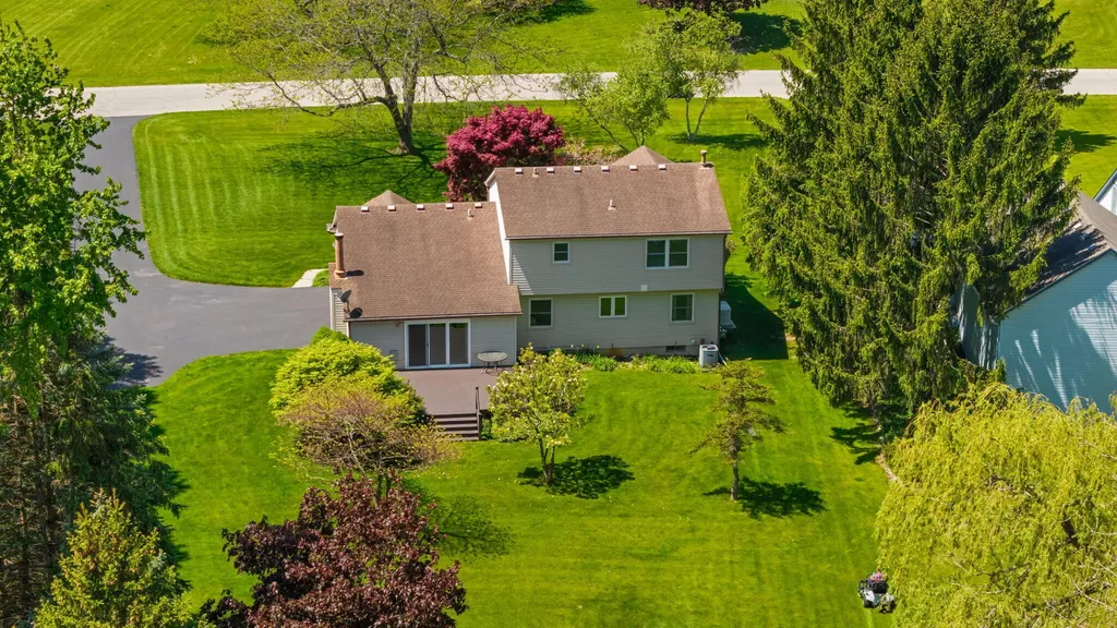 5819 Shagbark Drive Pittsfield Charter Township MI 48108