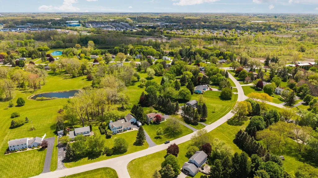 5819 Shagbark Drive Pittsfield Charter Township MI 48108