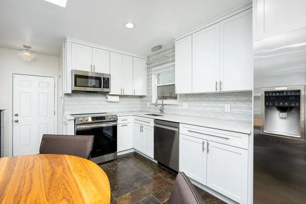 32647 Hees Street Livonia City MI 48150