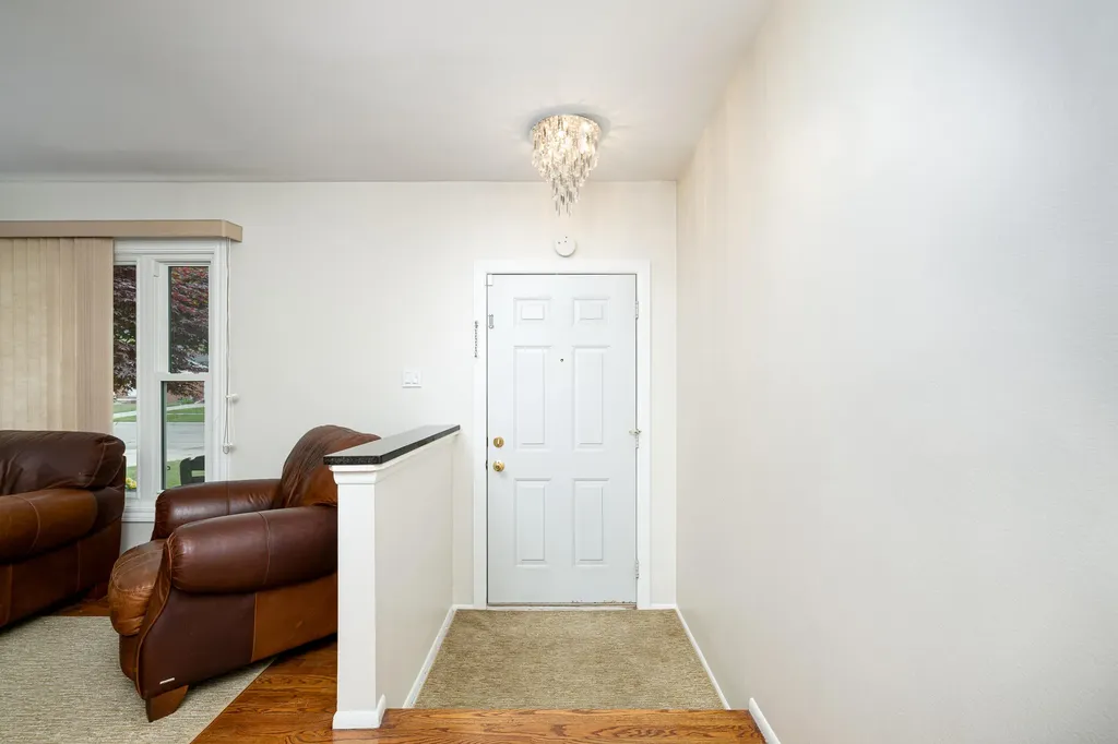 32647 Hees Street Livonia City MI 48150