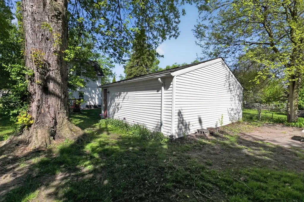 413 Ainsworth Circle Ypsilanti City MI 48197