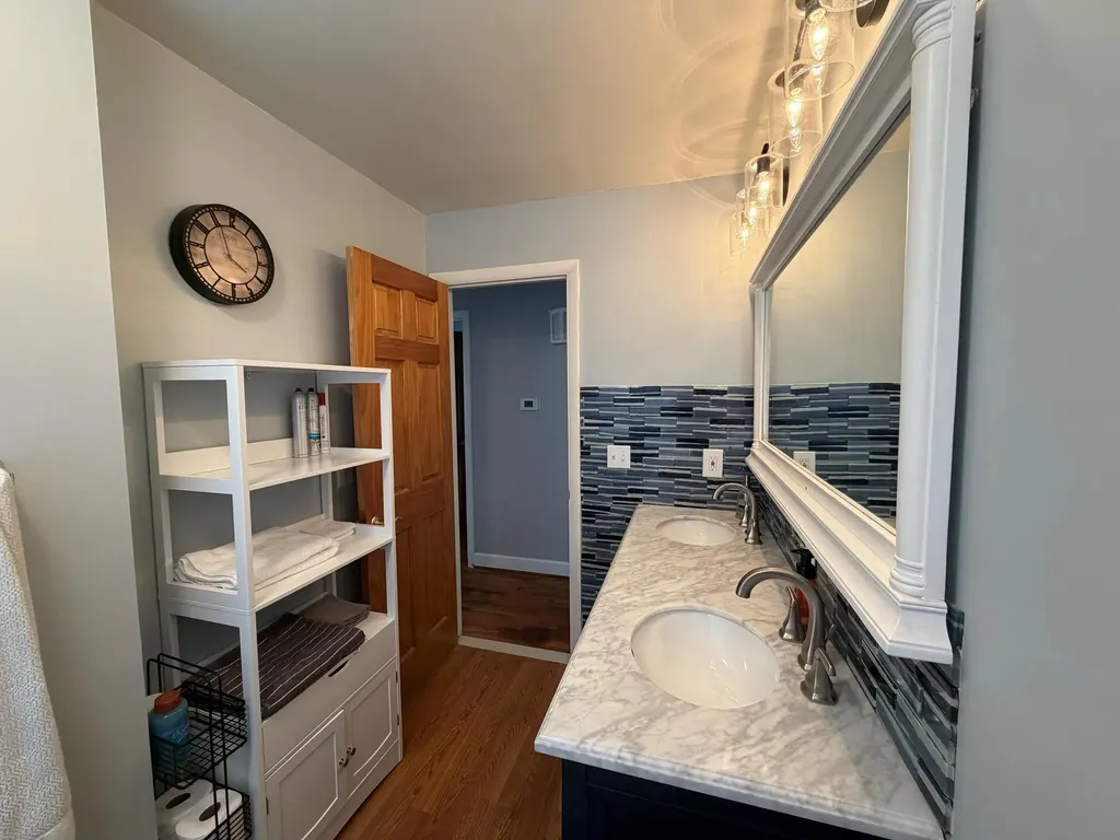 3733 Ridgefield Road Ingham Township MI 48906