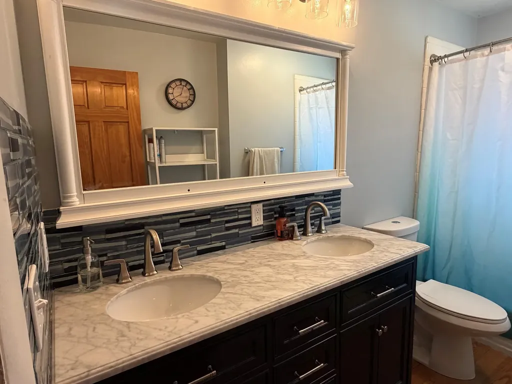 3733 Ridgefield Road Ingham Township MI 48906