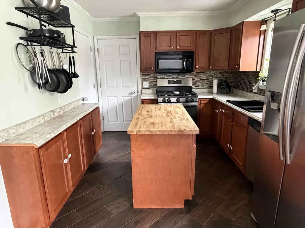 3733 Ridgefield Road Ingham Township MI 48906