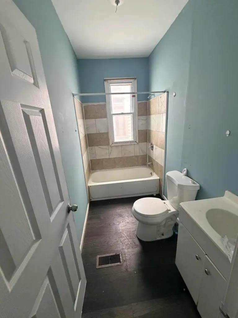 17206 Fenelon Street Detroit City MI 48212