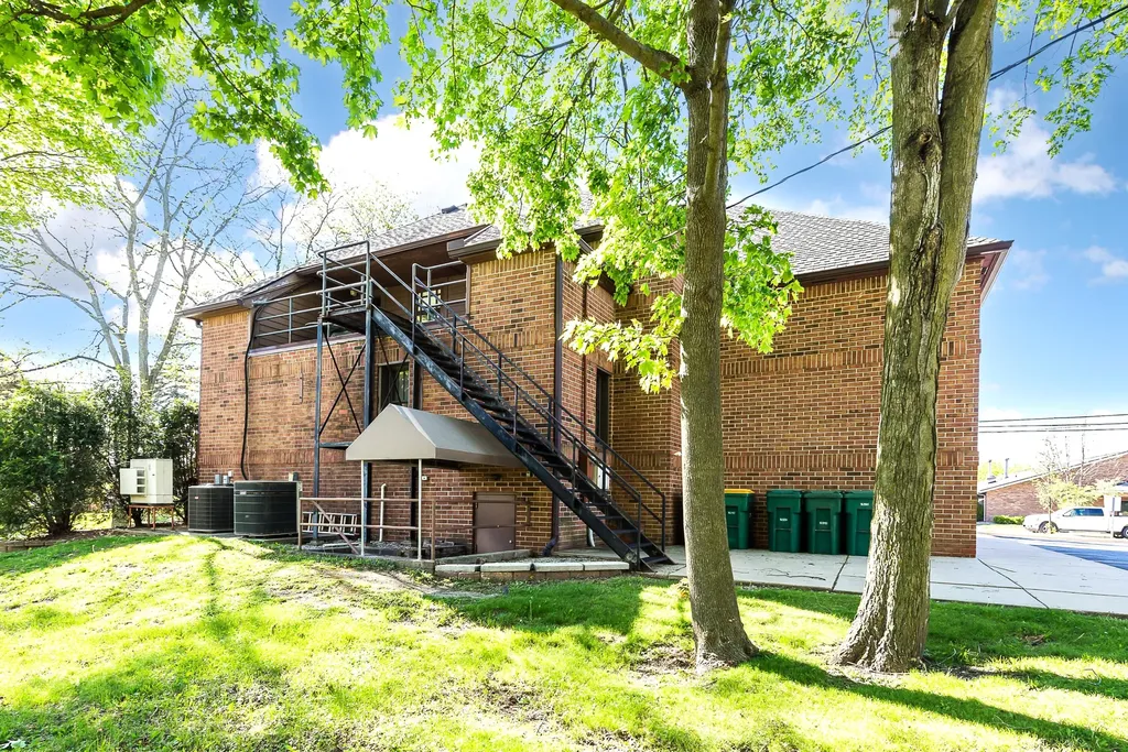 201 S Ann Arbor Street Saline City MI 48176