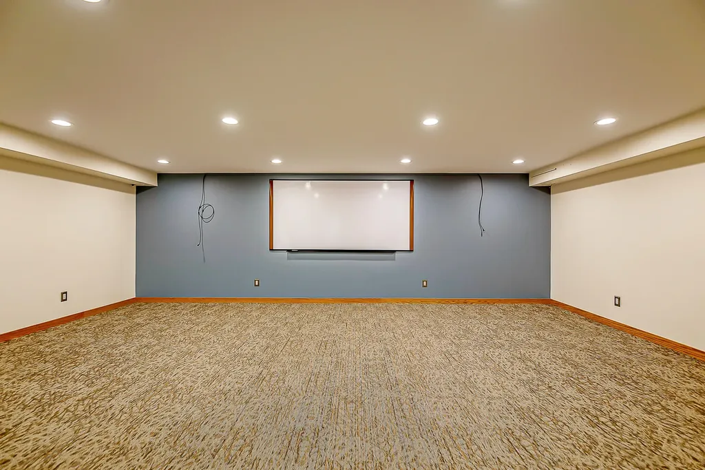 201 S Ann Arbor Street Saline City MI 48176